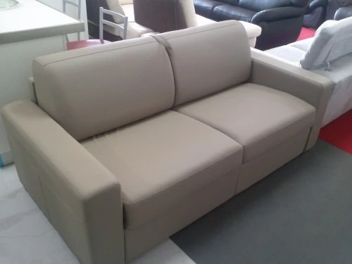 Divano letto in offerta -50% ecopelle tortora : (Misano Adriatico) Divano letto in offerta -50% ecopelle tortora : (Misano Adriatico)